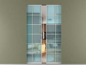 Алюминевая перегородка skr2_05_ Алюминий светло-серый Сатинированное голубое стекло, триплекс, 6мм. Цвет Алюминий светло-серый. Материал Алюминий в эмали. Коллекция Перегородка Formato скрытый пенал 2 створки. Картинка.